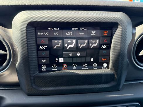 Used 2023 Jeep Wrangler Unlimited w/ Cold Weather Group AWD/4WD image 20