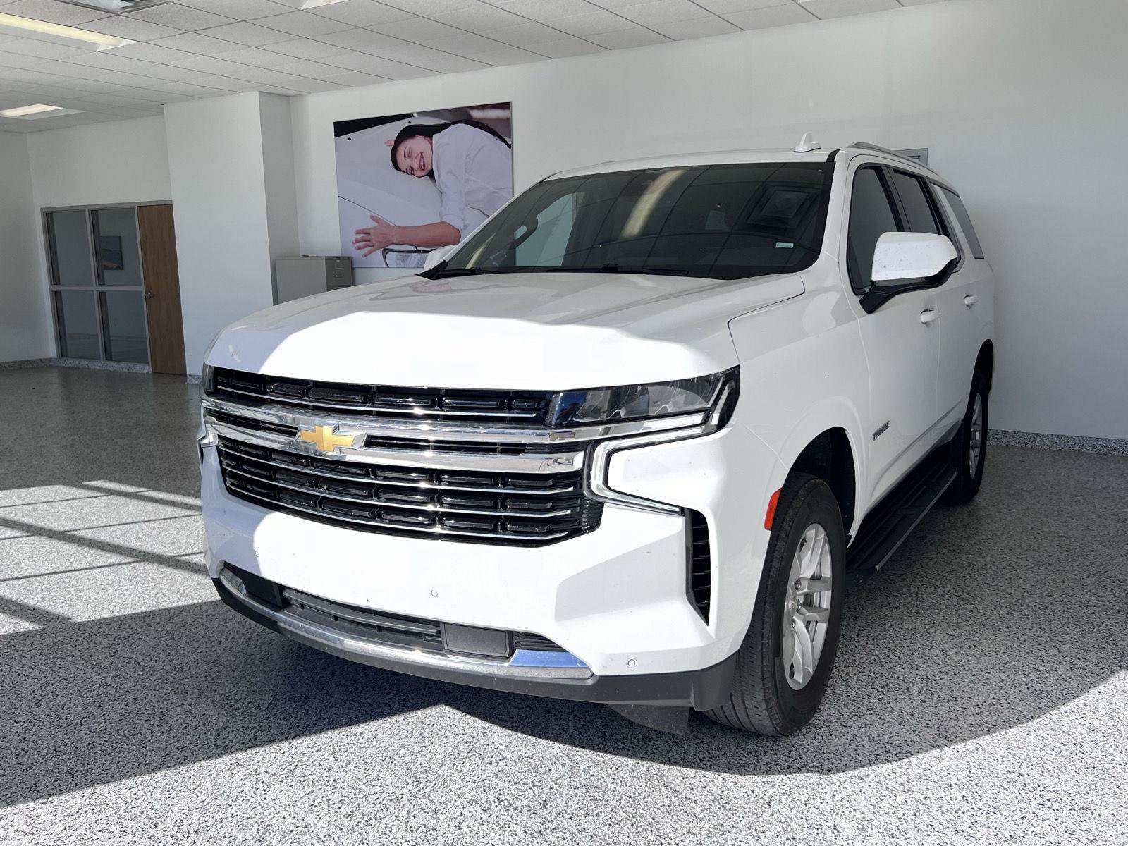 Used 2024 Chevrolet Tahoe LT AWD/4WD image 3