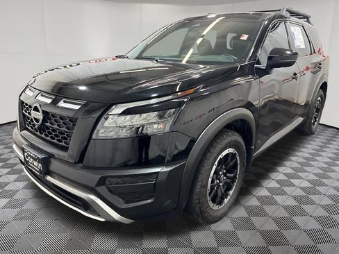Used 2023 Nissan Pathfinder Rock Creek AWD/4WD image 3