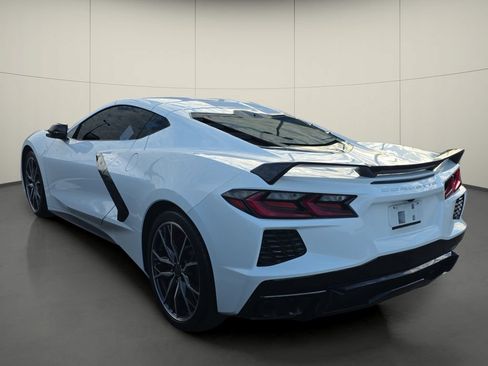 Used 2023 Chevrolet Corvette Stingray Preferred Cpe w/ Z51 Performance Package RWD image 3