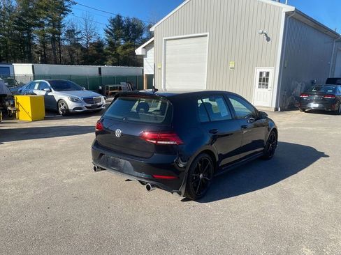 Used 2021 Volkswagen GTI SE image 5