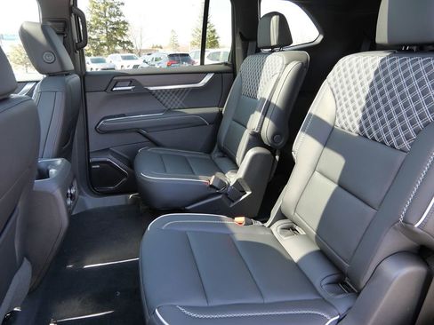 New 2026 GMC Acadia Denali w/ Super Cruise Package AWD/4WD image 36