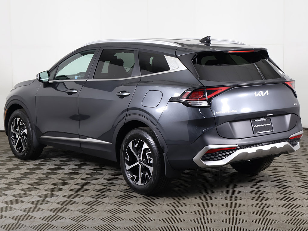 Used 2024 Kia Sportage EX AWD/4WD image 9