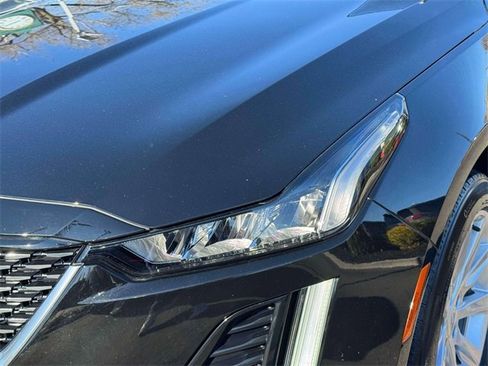 Used 2023 Cadillac CT5 Luxury w/ Sun And Sound Package image 9