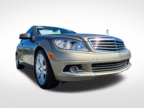 Used 2011 Mercedes-Benz C 300 Sedan image 46