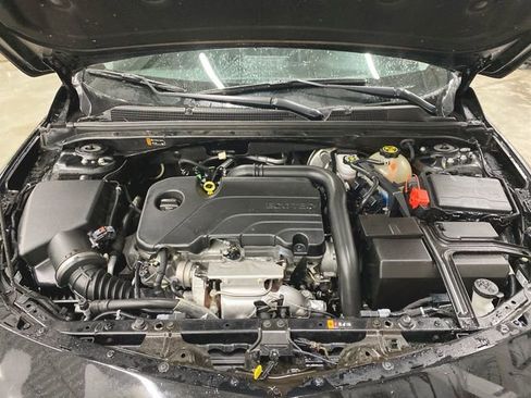 Used 2022 Chevrolet Malibu LT w/ Leather Package image 29