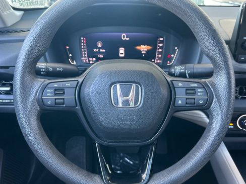 Used 2023 Honda Accord EX image 22