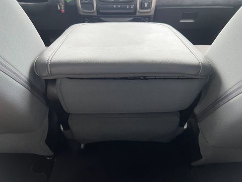 Used 2018 RAM 1500 Big Horn RWD image 21