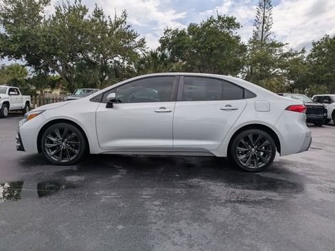 Used 2024 Toyota Corolla SE FWD image 7