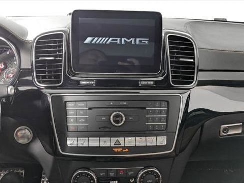 Used 2017 Mercedes-Benz GLE 43 AMG 4MATIC image 29
