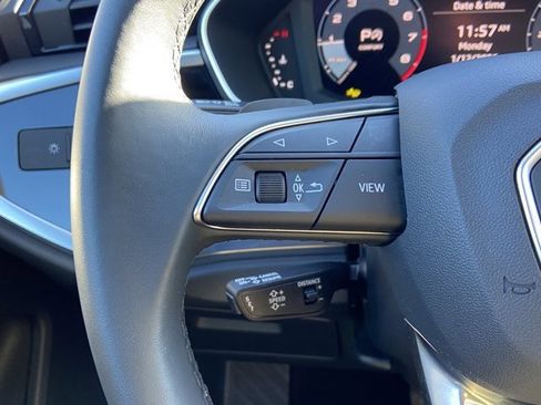 Certified 2025 Audi Q3 2.0T Premium w/ Convenience Package image 16