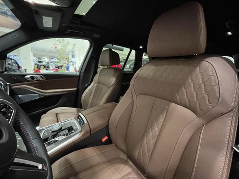 New 2026 BMW X5 M60i image 9