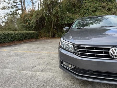 Used 2017 Volkswagen Passat 1.8T SE image 15