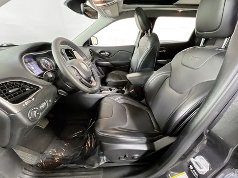 Used 2022 Jeep Cherokee Limited image 20