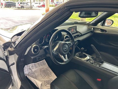 Used 2016 MAZDA MX-5 Miata Grand Touring RWD image 13