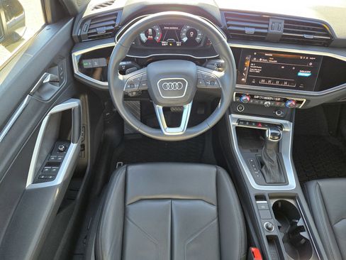 Used 2024 Audi Q3 2.0T Premium Plus w/ Premium Plus Package image 10