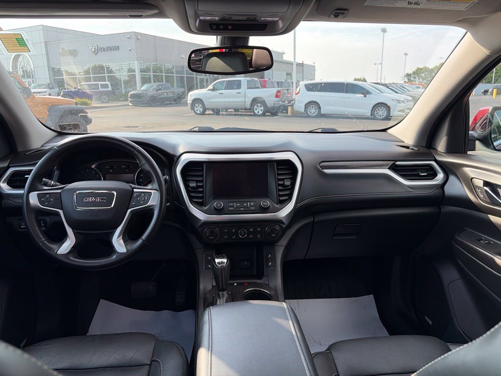 Used 2017 GMC Acadia SLT AWD/4WD image 21