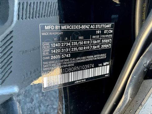 Used 2024 Mercedes-Benz EQB 350 4MATIC SUV image 18