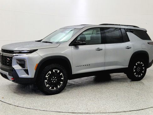 New 2026 Chevrolet Traverse Z71 w/ Driver Confidence Package image 3