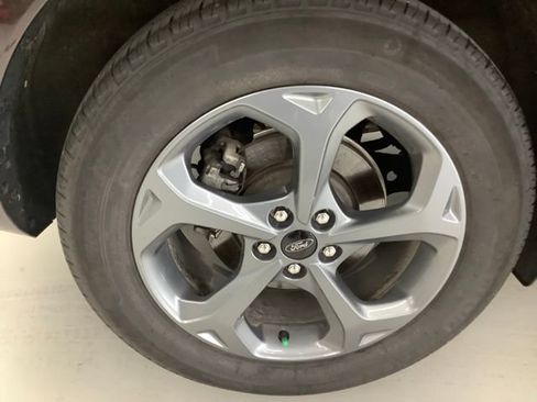 Used 2023 Ford Escape ST-Line w/ Tech Pack #1 AWD/4WD image 8