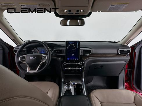Certified 2023 Ford Explorer Limited w/ Hybrid Equipment Group 310A AWD/4WD image 12