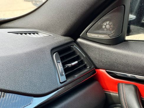 Used 2015 BMW M4 Coupe RWD image 32