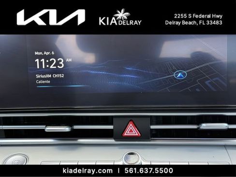 Used 2024 Hyundai Elantra Limited FWD image 19