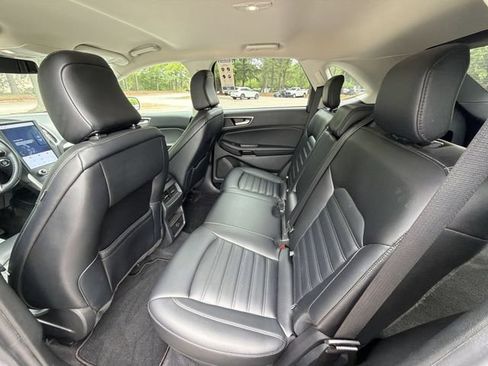 Used 2022 Ford Edge SEL AWD/4WD image 24