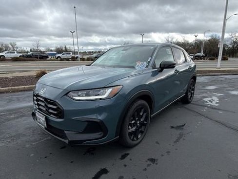 Used 2024 Honda HR-V Sport image 1