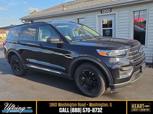 Used 2023 Ford Explorer XLT AWD/4WD image 1