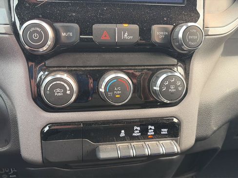 Used 2025 RAM 1500 Tradesman w/ Night Edition AWD/4WD image 14
