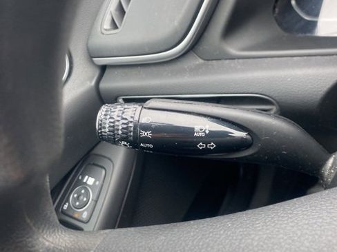 Used 2023 Hyundai Sonata SE image 1