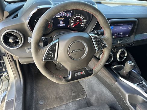 Used 2024 Chevrolet Camaro ZL1 image 19