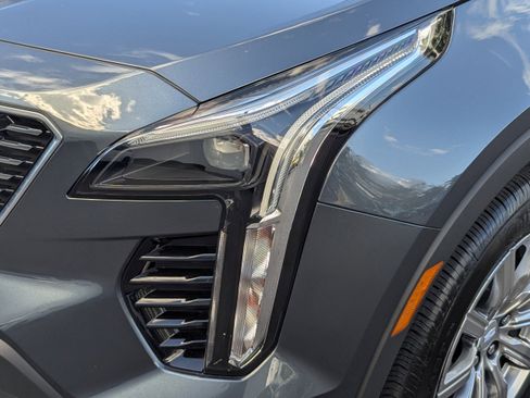 Certified 2021 Cadillac XT4 Premium Luxury image 8