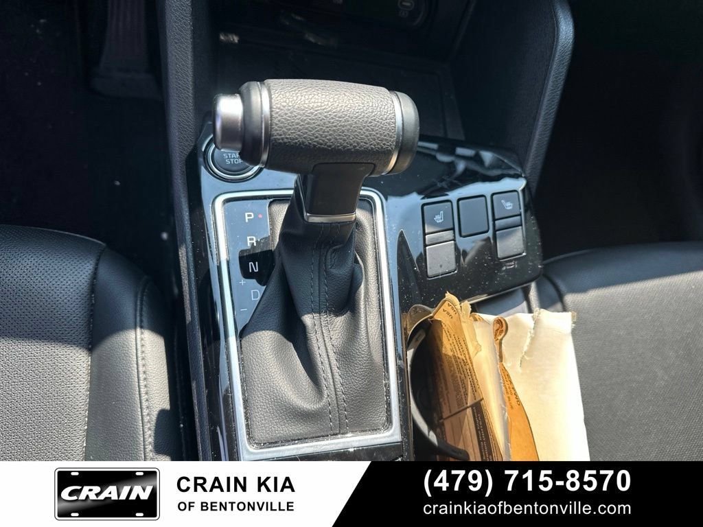 Certified 2025 Kia Sportage EX FWD image 25