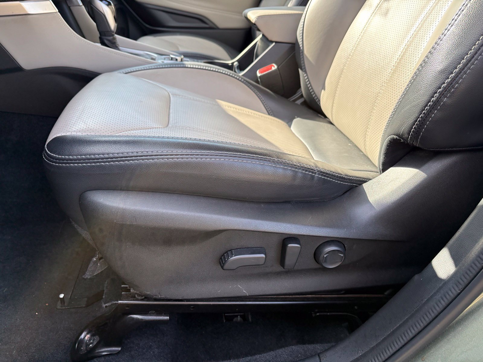 Used 2021 Subaru Forester Limited AWD/4WD image 30