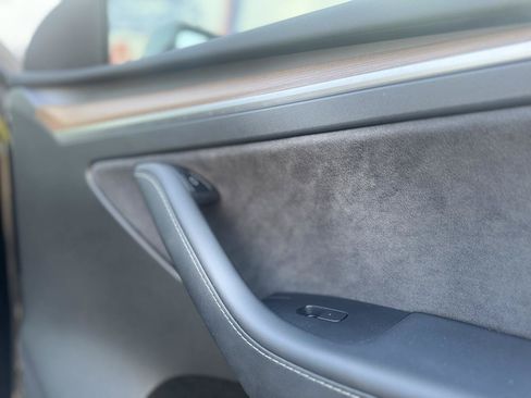 Used 2022 Tesla Model Y Performance AWD/4WD image 53