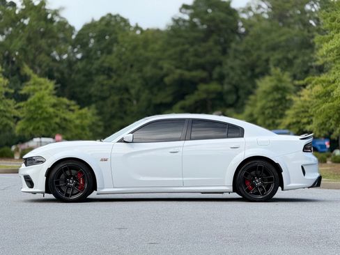 Used 2022 Dodge Charger Scat Pack RWD image 9