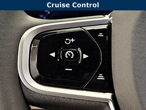 New 2026 Volvo XC90 T8 Plus w/ Protection Package Premier image 40