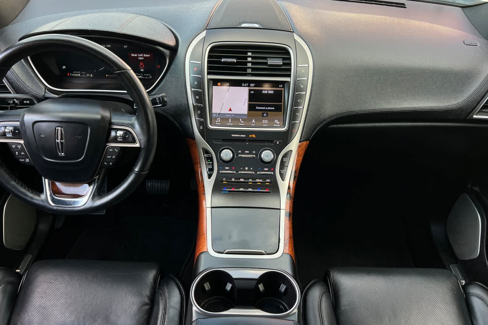 Used 2019 Lincoln Nautilus Reserve w/ Ultimate Package AWD/4WD image 3