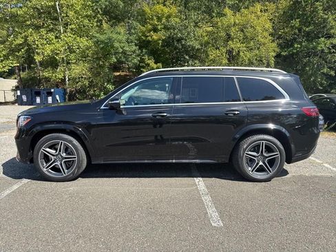 Used 2026 Mercedes-Benz GLS 450 4MATIC image 3