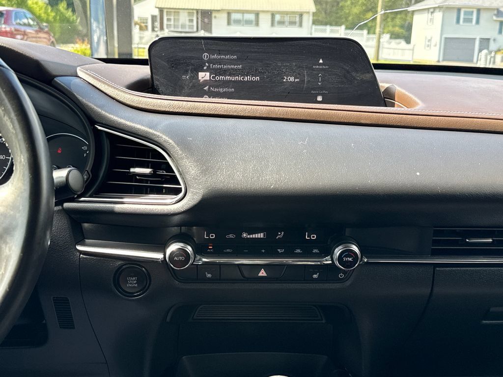 Used 2024 MAZDA CX-30 AWD 2.5 S w/ Premium Package image 18
