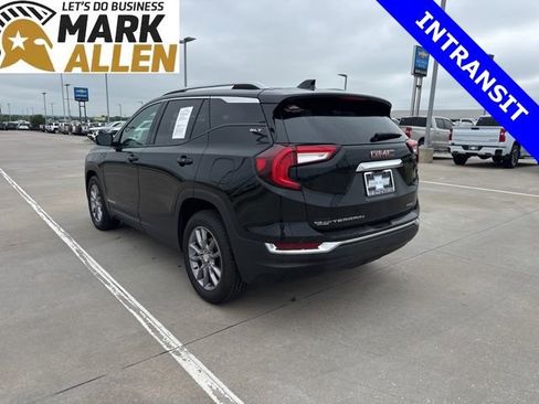 Used 2024 GMC Terrain SLT w/ Infotainment Package II AWD/4WD image 4