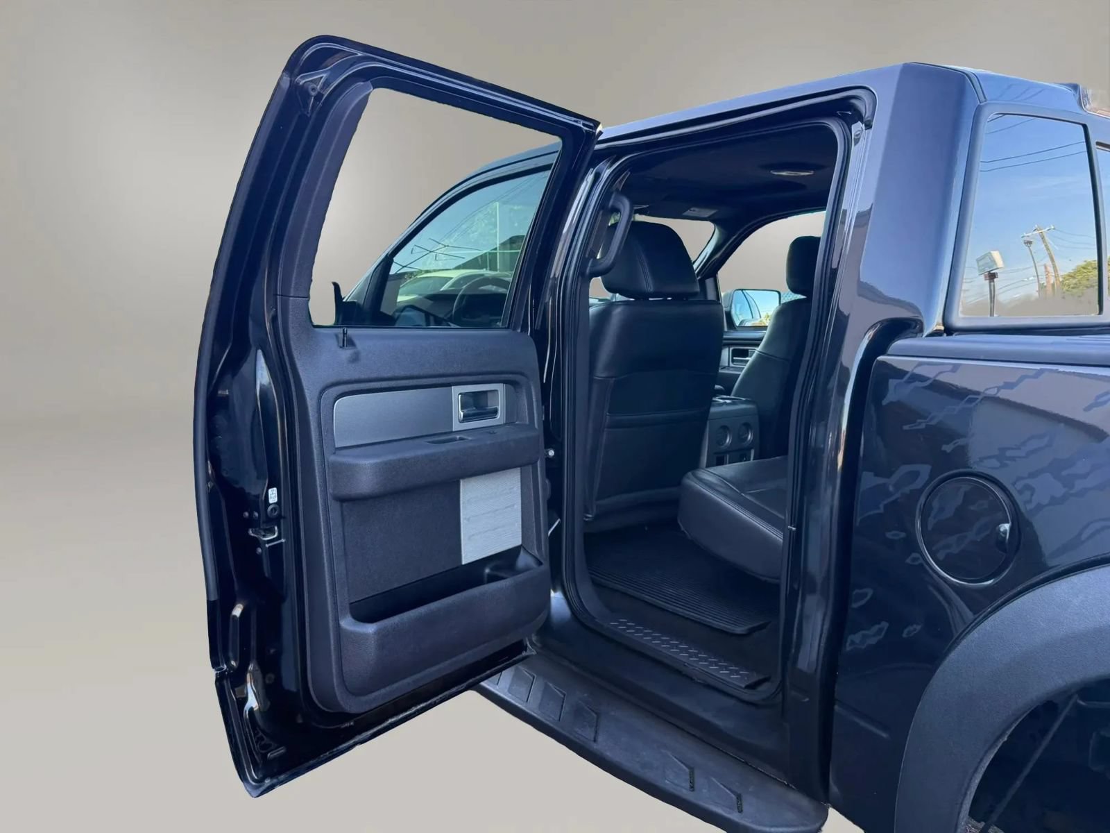 Used 2011 Ford F150 Raptor w/ Raptor Luxury Pkg AWD/4WD image 21