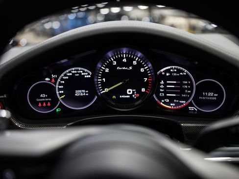 Used 2021 Porsche Panamera Turbo S w/ Assistance Package image 26