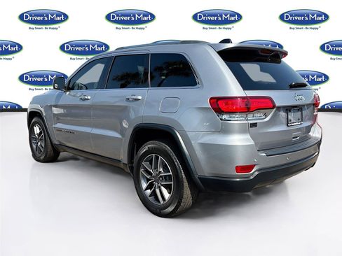 Used 2020 Jeep Grand Cherokee Laredo w/ Laredo X Package image 5