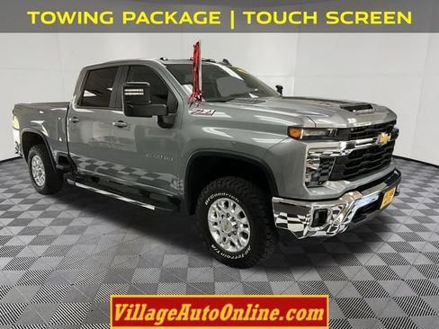 Used 2024 Chevrolet Silverado 2500 LT AWD/4WD image 5
