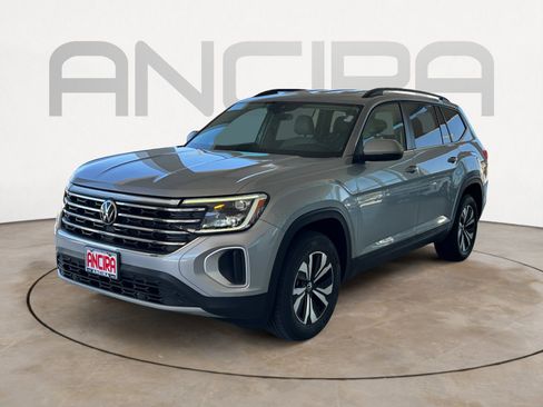 Used 2024 Volkswagen Atlas SE FWD image 3