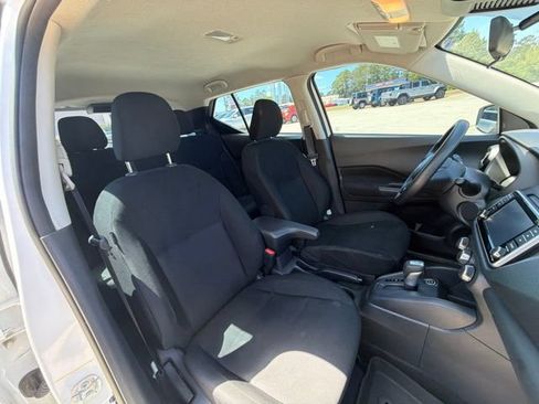 Used 2025 Nissan Kicks Play S FWD image 17
