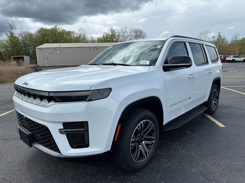 New 2026 Jeep Grand Wagoneer 4WD image 6